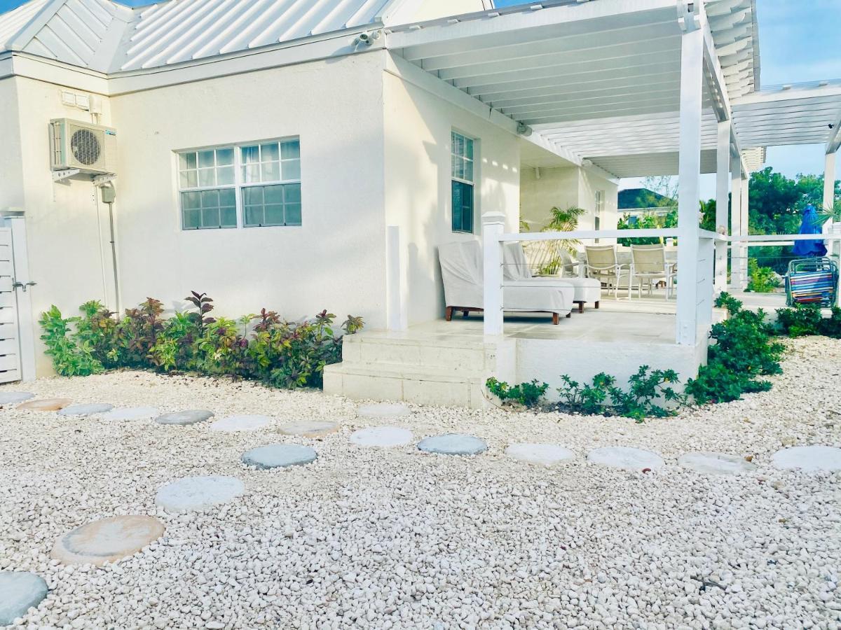 Modern Cottage With Chalk Sound Views Providenciales Exterior foto